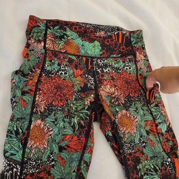 Lululemon Speed Up Tight *Full-On Luxtreme 28" Zen Garden Multi Leggings size 4 - Picture 8 of 16
